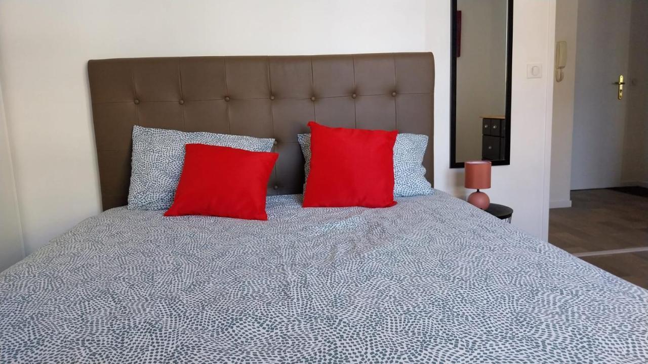 Appartement Cosy - Disneyland & Villages Nature Villeneuve-Saint-Denis Exterior foto